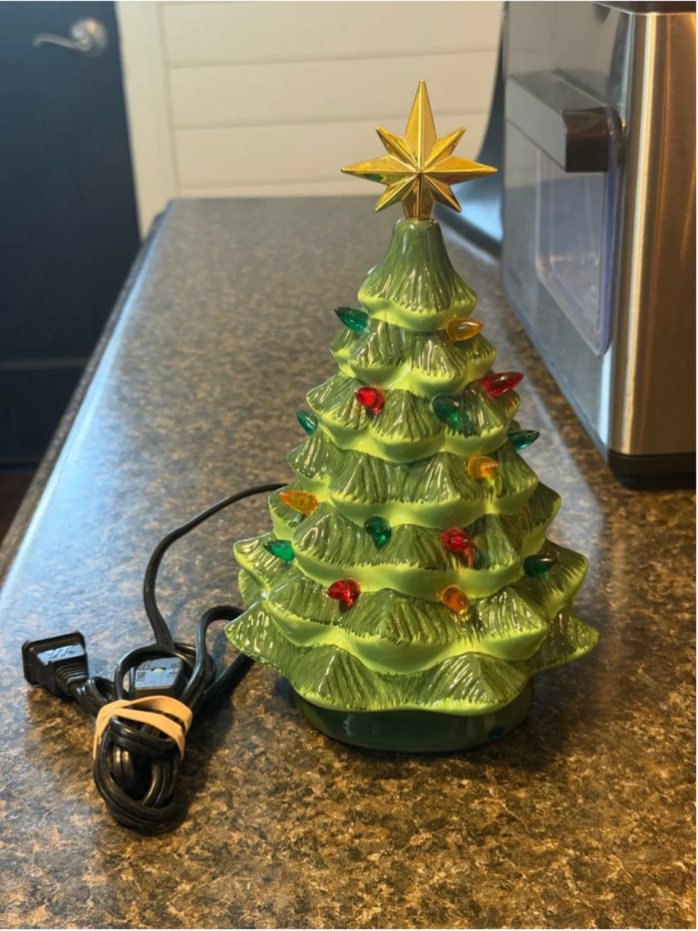 Scentsy Merry Little Christmas Tree Full Size Wax Warmer